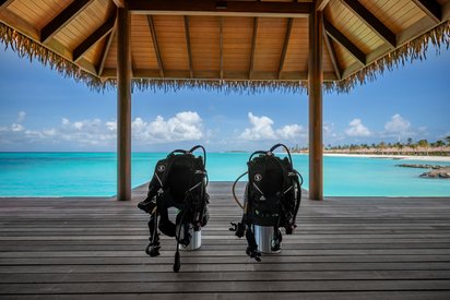 _Dive Center 9494