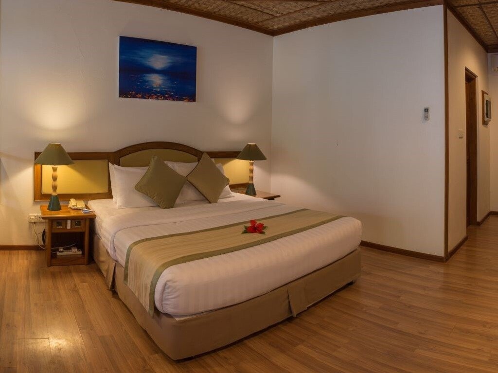 Standard-Room-Pic-4-1024-x-767-1