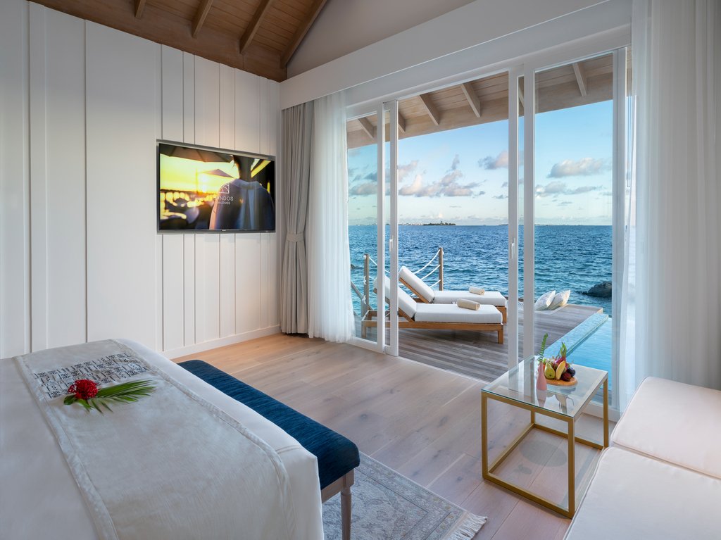 Sunset-Water-Villa-Pic-4-1024x767-1