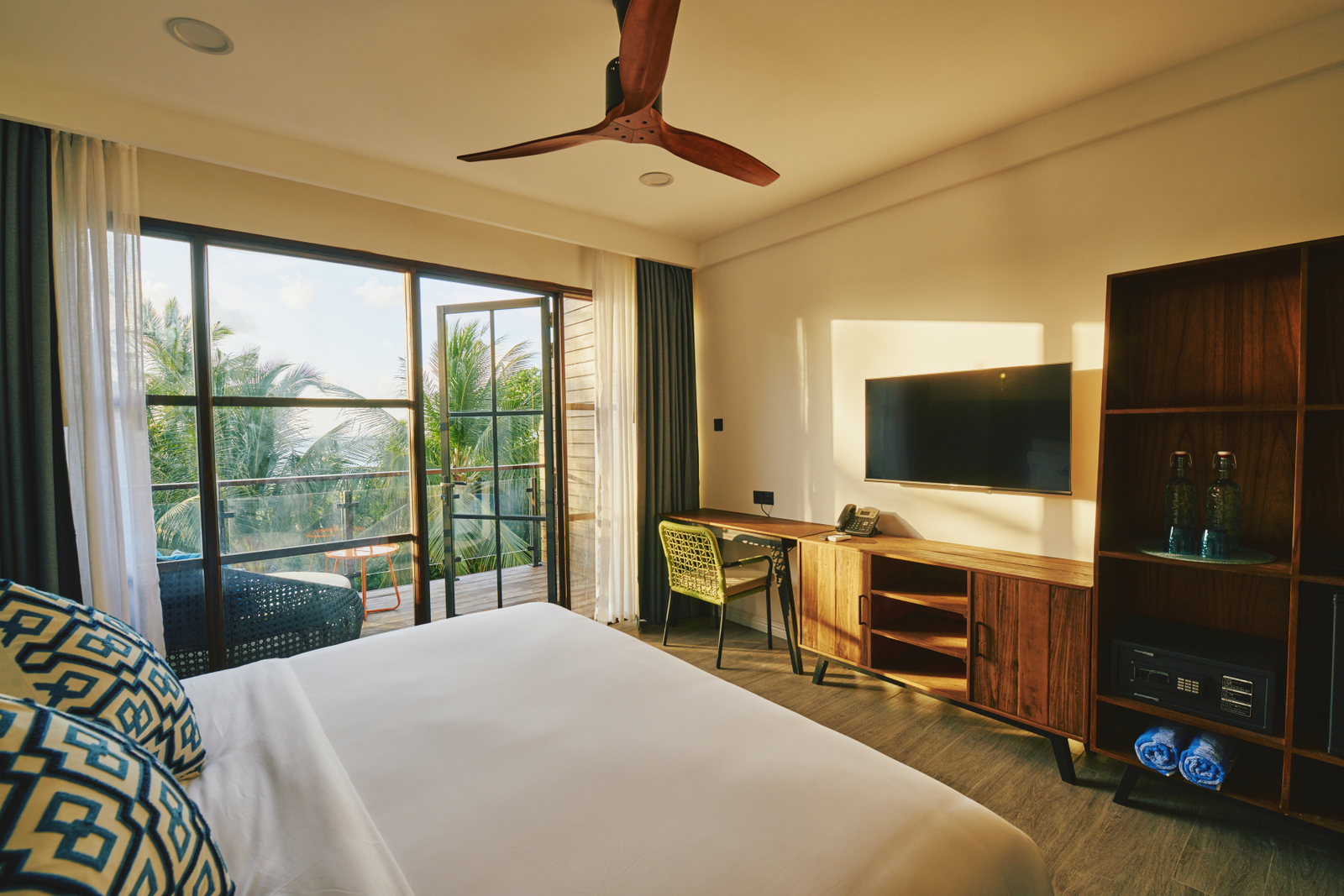 Copy of BHD Sea View Room 6