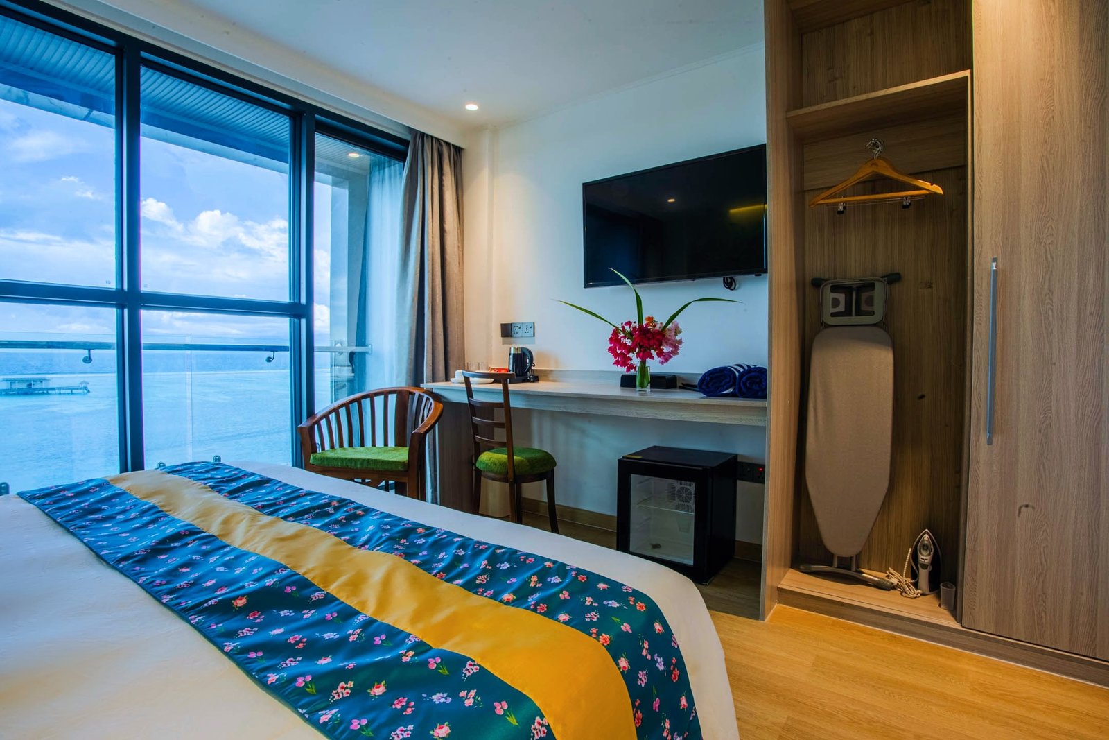 Deluxe Seaview With Balcony