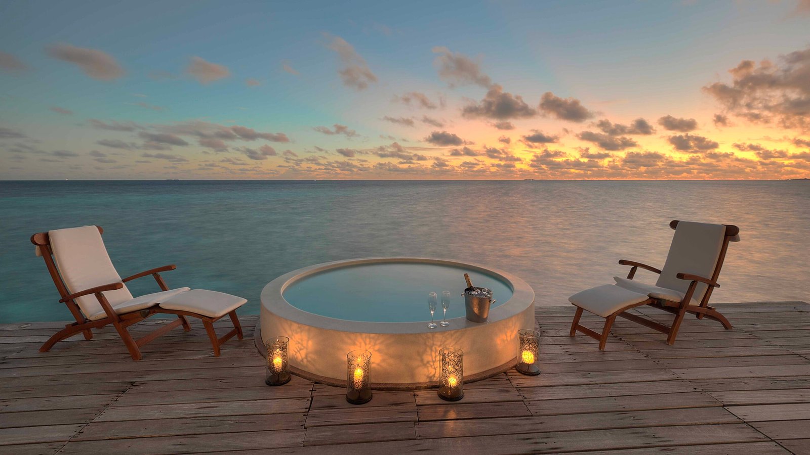 Diamonds-Athurgua-Water-Villa-Water-Villa-Suite-021