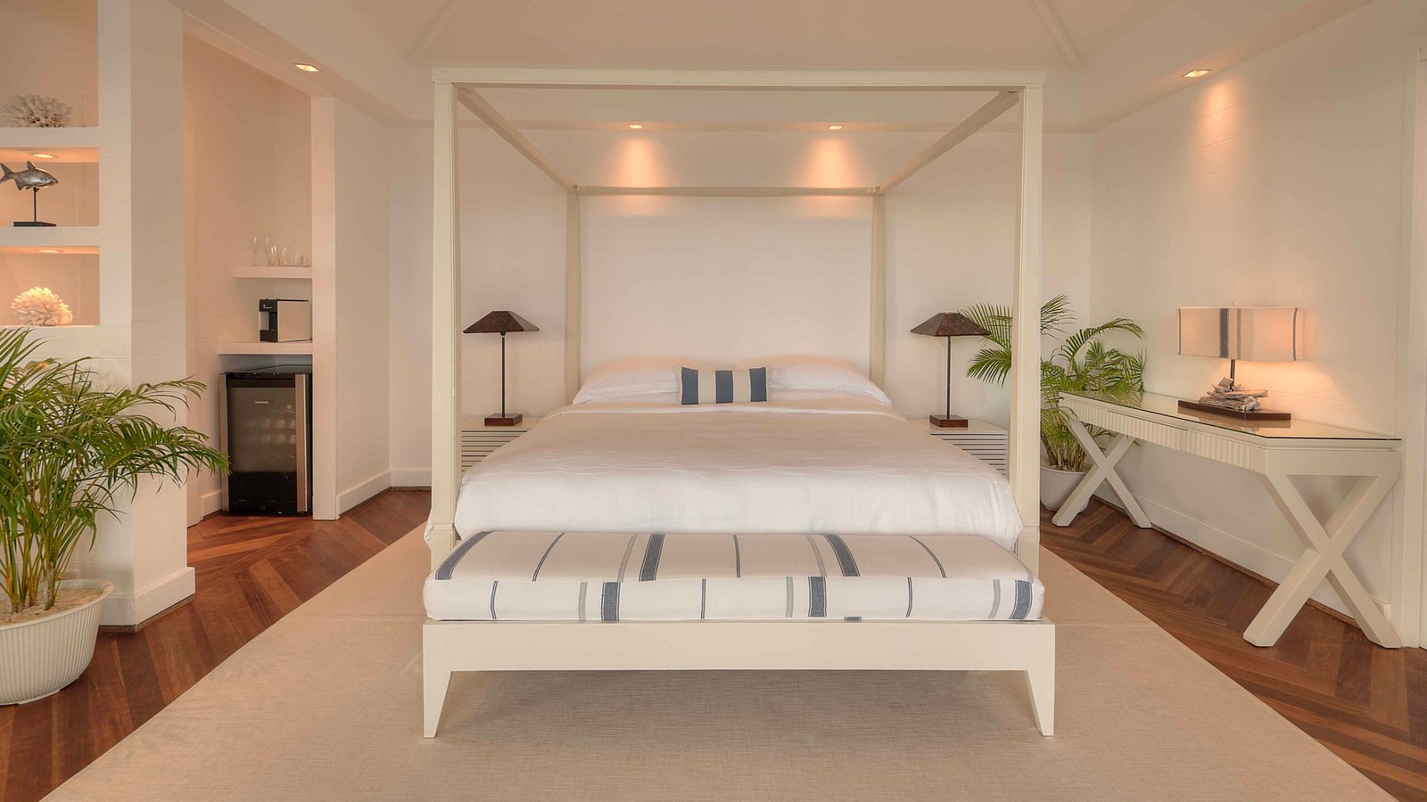 Diamonds-Athurgua-Water-Villa-Water-Villa-Suite-025